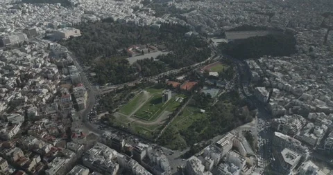 Forward Drone Approach to the Temple of Olympian Zeus in Athens, Greece Stock-Footage 344005271