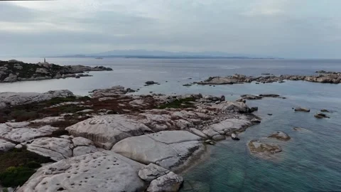 Forward Drone Flight Over Coastal Rocks at Low Altitude Vídeo Stock 333235521