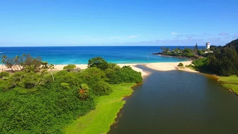 Forward motion Aerial view of Waimea bay on the north shore of Oahu Hawaii Video stock 83794152