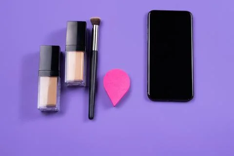 Foundation collection, different complexion tone in glass container, top view of Stock-Fotos