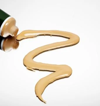Foundation zig zag spill on white background 스톡 사진