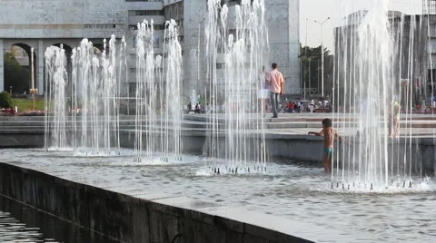 Fountain 8 Stock Footage 3261634