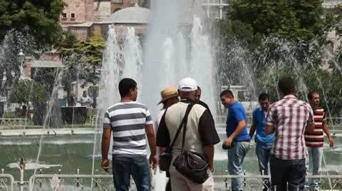 Fountain at Aya Sofia Video stock 9485508