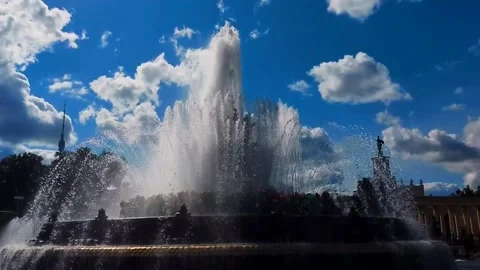 A fountain in a city park Stock Footage 159357742