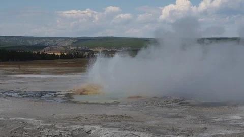 Fountain Flat Drive Stock Footage 115787000