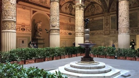 Fountain inside Palazzo Vecchio, Florence 스톡 동영상 72731568