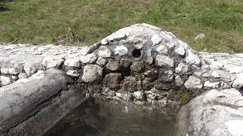 Fountain with intermittent flow of water Stock Footage 134508816