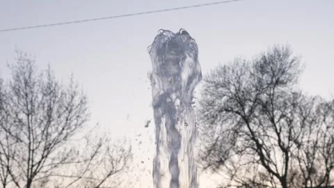 Fountain jet shoots up, close-up Stockbeeldmateriaal 337661187