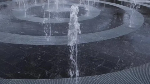 Fountain jets in the evening Видео 336381085