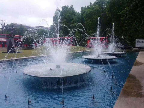 Fountain at Marble Arch, London, England Stock Footage
