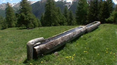 Fountain To Mountains Stock-Footage 485823