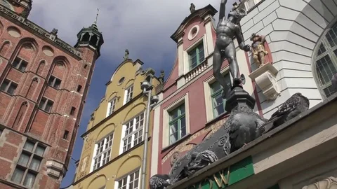 Fountain of the Neptune in GDANSK Stock Footage 80207392