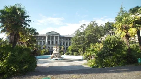 Fountain outside the old Palace Stock Footage 81568381