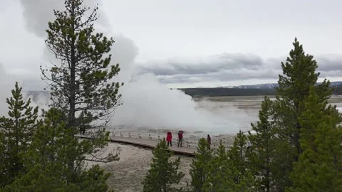 Fountain Paint Pot Trail - Yellowstone National Park {Video