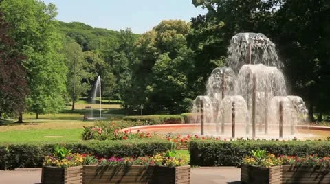 Fountain in the park Stock Footage 11498357