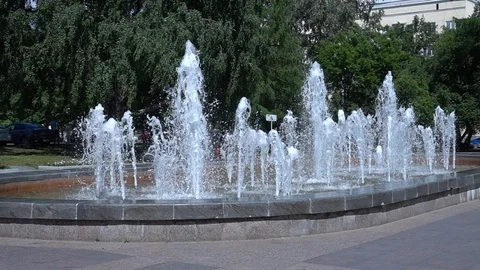 Fountain in park in real slow motion 250FPS Stock Footage 92061144