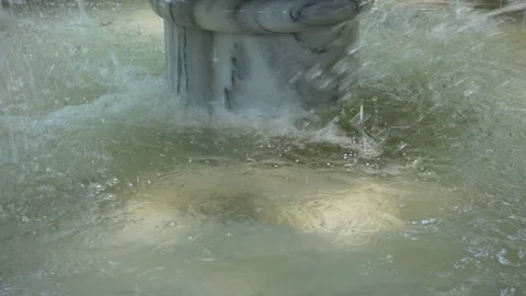 Fountain Pool - Water - Drops Falling Video stock 196628390