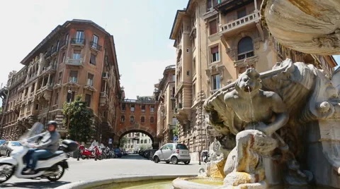 Fountain Quartiere Coppedè Vídeo Stock 63165635