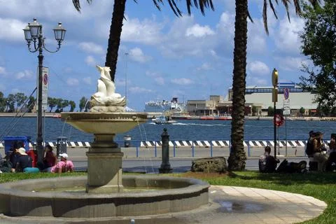 Fountain on the seafront of Brindisi 库存照片