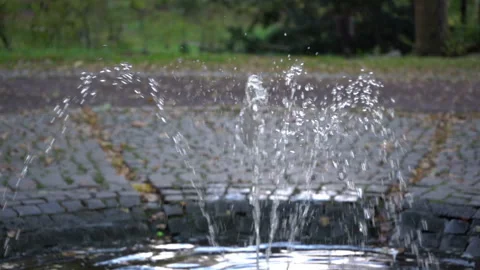 Fountain slow video Stock Footage 131388959
