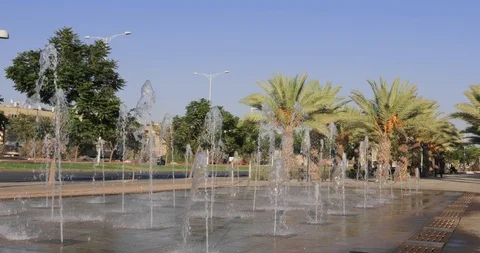 Fountain on street Stock Footage 93986940