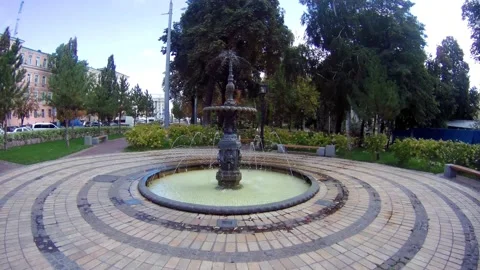 Fountain in the street Stock Footage 162880550