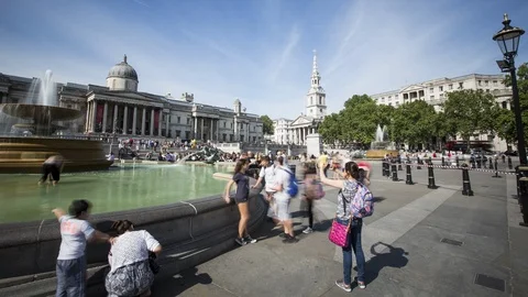 Fountain in Trafalgar Square Stock Footage 114136025