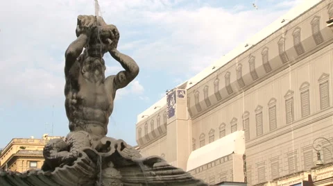 The fountain of the triton Stock Footage 61416555