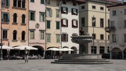Fountain in udine Vidéo 76225998
