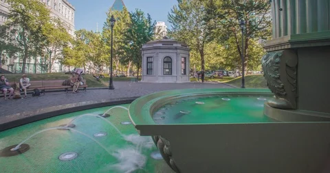 Fountain view time lapse Stock Footage 115060999