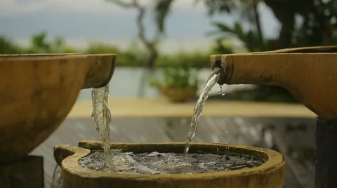 Fountain of wood Video stock 57113902