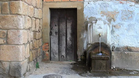 Fountain,ancient,water 動画素材 39450861