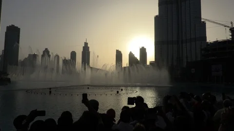 Fountains and crowd 4K Stock Footage 89500960