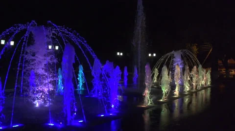 Fountains at night Stockbeeldmateriaal 36893027