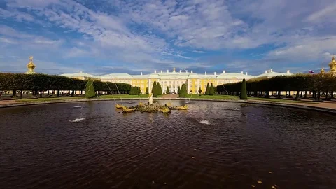 Fountains of Peterhof view of the palace Stock Footage 76086559