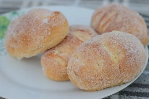 Four bread mix sugar in plate image on stock photo Foto stock