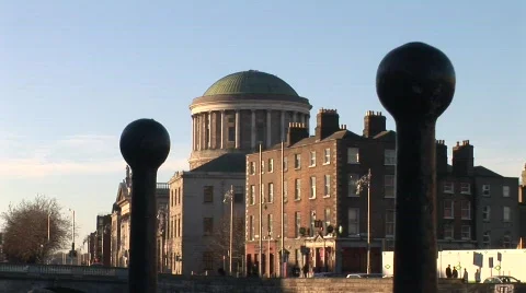 The Four Courts, Dublin 库存影片 386656