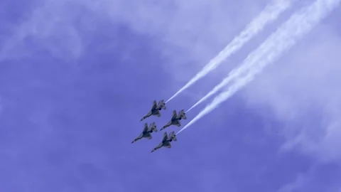 Four F-16 Jets Diving Stock Footage 270699555