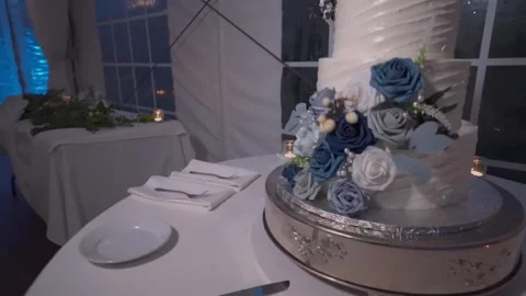 Four-layers beautiful white wedding cake Close-up Stock Footage 182400202