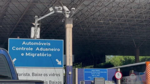 Foz do Iguaçu Customs Checkpoint at Friendship Bridge Brazil Paraguay Border Stock Footage 345429031