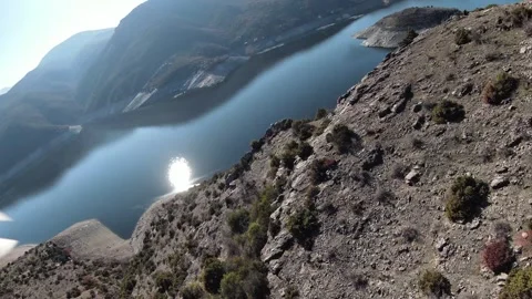 FPV Drone Cinematic Flight and Dive over Tikvesh Lake – 23 Seconds Video stock 327346880