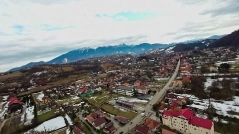 FPV Drone Flight over the Snowy Mountains of Romania 動画素材 264812221
