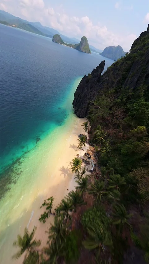 FPV drone flight over tropical island beach in El Nido, Palawan, Philippines Video stock 336673833