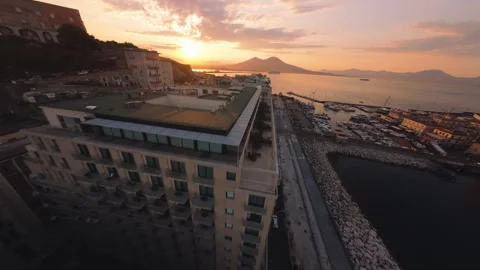 FPV Drone Flight Piazza Del Plebiscito Castel Dell Ovo Naples Italy 스톡 동영상 344992371