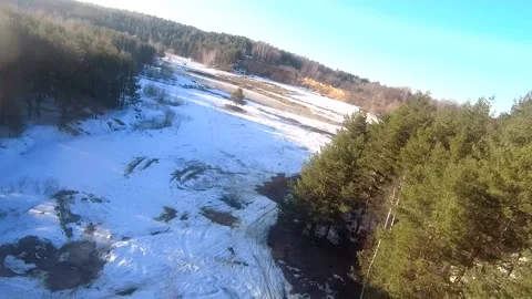 Fpv drone flight in the winter forest Stockbeeldmateriaal 173378030