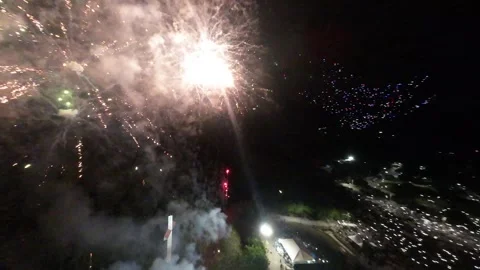 FPV Drone Flying Through Exploding Fireworks at Festival – Stunning Light Show Video stock 298154983