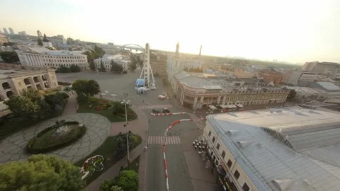 FPV drone footage. Fly over Kontraktova Square at Kyiv near ferris wheel Stock-Footage 166322641