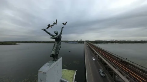FPV drone footage. Fly over the Metro Bridge in kyiv. Ukraine, Kyiv - 2 Video stock 166322944