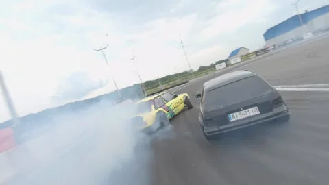 FPV drone view. Drift competitions. Pursuit of drift cars. Ukraine, Kyiv - 2 库存影片 144610207