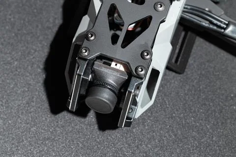 Fpv drone workshop assembled elements in one technology object close up fly.. Foto stock